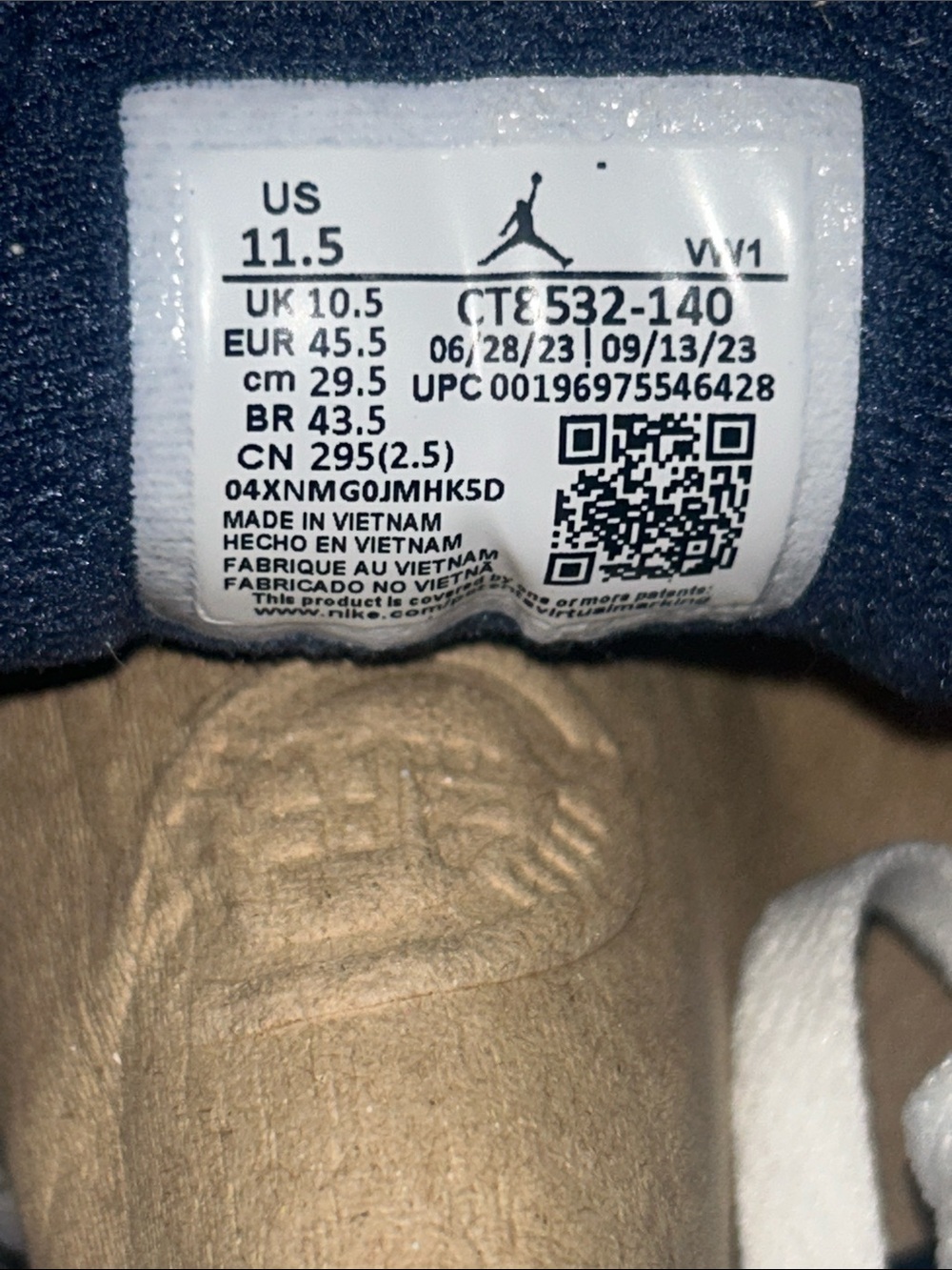 Jordan 3 Retro “Midnight Navy” Men’s Size 11.5 - Picture 8 of 9